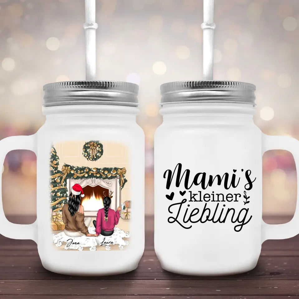 Mutter und Tochter am Ofen - Marmeladenglas