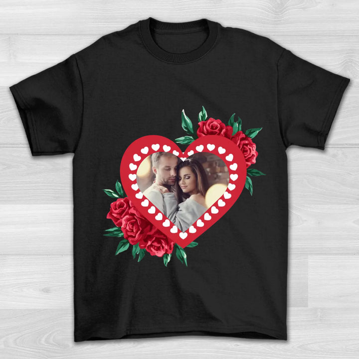 Romantik mit Blume - Valentinstag T-Shirt